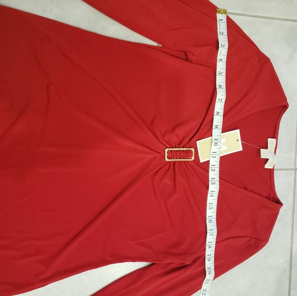 NWT- Michael Kors Long sleeved Blouse - Picture 5 of 11